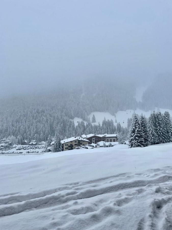 Апартаменти Surrounded By Green - Luxury Chalet At The Foot Of The Dolomites Ла-Вілла Екстер'єр фото